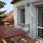 Bed & Breakfast Harry Nie Z Tej Bajki & Baltycka44 Olsztyn (Warmian-Masurian)