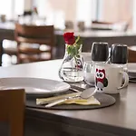 Bed & Breakfast Harry Nie Z Tej Bajki & Baltycka44 3*