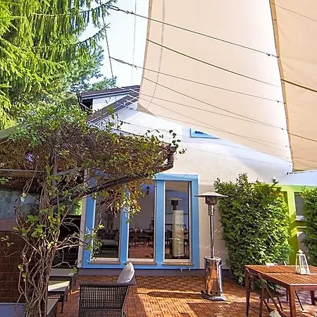 Harry Nie Z Tej Bajki & Baltycka44 Bed & Breakfast 3*